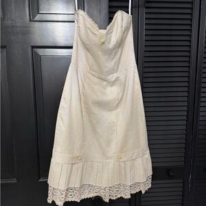 Betsey Johnson White Cream Ruffled Sundress Strapless Sweetheart Wedding Guest